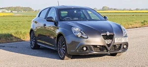 Alfa Romeo Giulietta QV Line (2015) - Picture 1 of 21