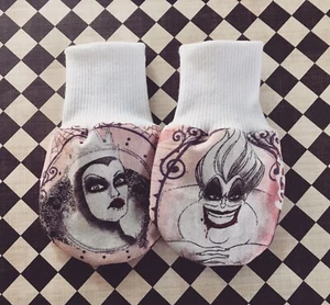 Horror Queens Newborn Mitts No Scratch Handmade Goth Baby Girl Spooky Gift - Picture 1 of 1