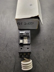 Interruptor de circuito de falla a tierra Siemens LR4790. - Imagen 1 de 3