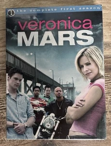 Veronica Mars - The COMPLETE First Season (DVD, 2005, 6-Disc Set) NEW & SEALED!! - Picture 1 of 6