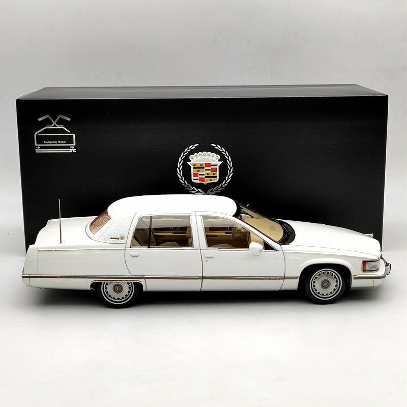 △超希少!限定品!CADILLAC特注!1/18 キャデラック 買い与える △超希少!限定品!CADILLAC特注!1/18 キャデラック 買い与える