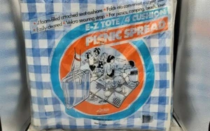 NOS Vintage Arden Paradise Blue and White Check 4 Picnic Cushions E-Z Tote  - Picture 1 of 6