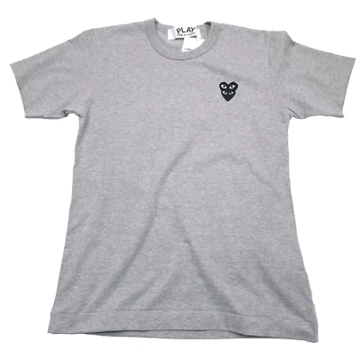 Camiseta PLAY Comme Des Garcons Gris Doble Corazón Japón AZ-T296-051 Para Hombre Pequeña Foto 1 de 4