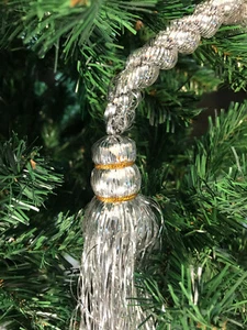6m Silver Christmas Rope Tinsel Garland Decoration & Tree Decor (3x2m) - Picture 1 of 7
