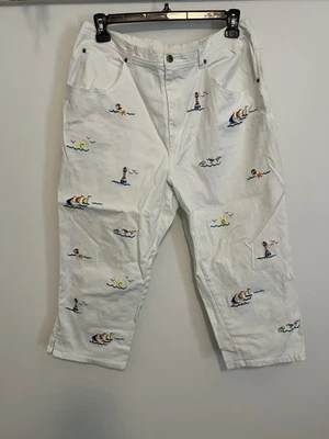 Quacker Factory Size 1X White Capri Pants With Beach Embroidery - Image 1 of 4