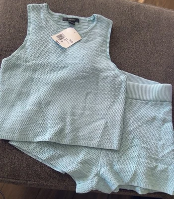 Conjunto de suéter y pantalones cortos Forever 21 para mujer azul bebé/verde azulado parcialmente nuevo con etiquetas talla S Foto 1 de 4