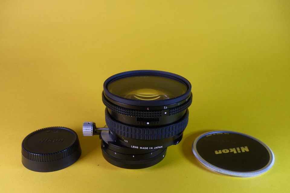 Objectif NIKON PC Nikkor f/4 28mm à décentrement. - Photo 1/2