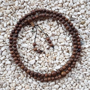 108 Beads Agarwood Mala Borneo Gaharu Buaya 8 MM Buddhist Meditation Prayer - Picture 1 of 6