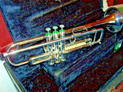 Trompeta USADA Getzen 900SLBWT Eterna Bb Plateada Limpia Foto 1 de 4