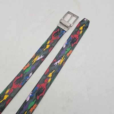 Cinturón Kenneth Cole Reaction Gris Camuflaje Negro Reversible Cuero Sintético Para Hombre 38 Hebilla Foto 1 de 4