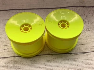 Vintage RC Losi AD2 QC vorne/hinten LKW Räder Kunststoff gelb Losa 7064 Box B3 - Bild 1 von 4