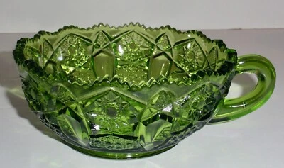 L. E. Smith Quintec Hobstar Heritage Green Glass Nappy Nut Bowl/Candy Dish  - Image 1 of 4