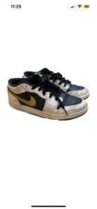 Air Jordan 1 Low Youth White / Metallic Gold-Black 553560-172 Size 7Y -*Rough!* - Picture 1 of 12