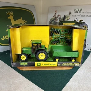 2010 Ertl 1:32 John Deere 6410 Tractor w/ Barge Wagon and Disc 15489 DieCast NEW - Picture 1 of 5