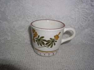 Taza de café de flor dorada Stangl cerámica excelente estado - Imagen 1 de 4
