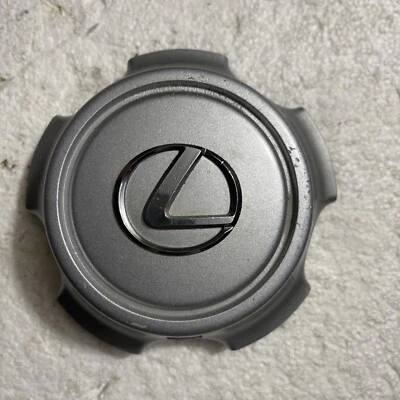 (1) Tapa central de rueda Lexus LX 470 1998-02. Original OEM Foto 1 de 4