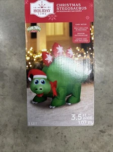 New! 3.5 ft Wide Stegosaurus Green & Red Dinosaur Christmas Airblown Inflatables - Picture 1 of 2