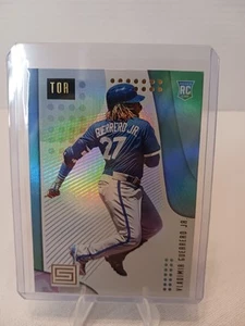 VLADIMIR GUERRERO JR 2019 PANINI STATUS ROOKIE RC CARD #34 - BLUE JAYS - NM-MINT - Picture 1 of 6