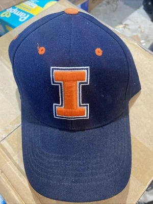 Gorra Illinois Fighting Illini de colección nueva sin etiquetas ajustable baloncesto Big Ten Foto 1 de 4