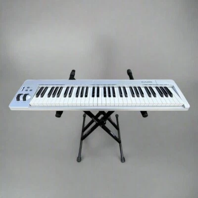 Pre-Owned M-Audio Keystation 61es USB MIDI Controller - Image 1 of 4