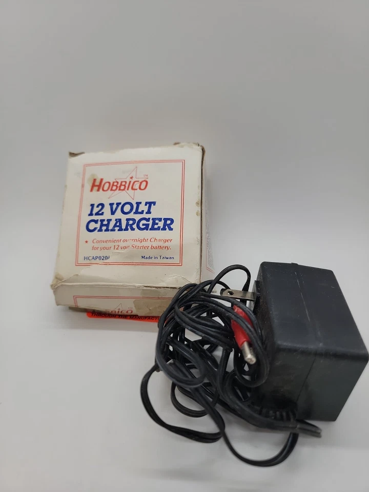 HOBBICO 12 VOLT OVERNIGHT LEAD-ACID STARTER BATTERY CHARGER HCAP0200 - Image 1 of 1