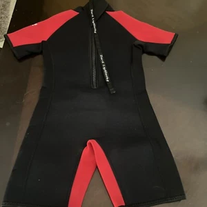 Dark Lighting Shorty Wetsuit SZ 8 (also Have A SZ 4 ) - Picture 1 of 6