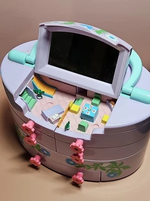 Polly Pocket 1991 Bluebird Purple Pull Out Play House Trinket Box No Figures - Image 1 of 4