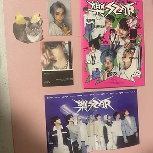 Stray Kids Rockstar Album Headliner Version With Felix Photocard - Picture 1 of 2