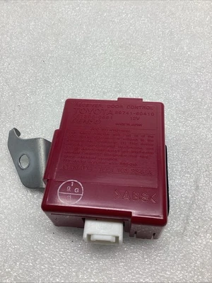 2003-2009 LEXUS GX470 REAR TAIL GATE CONTROL MODULE OEM 89741-60410 - Imagen 1 de 4