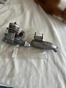 K and B 61 ? 2 Stroke Glow RC Radio Control Airplane Engine Motor Nitro Gas - Picture 1 of 7