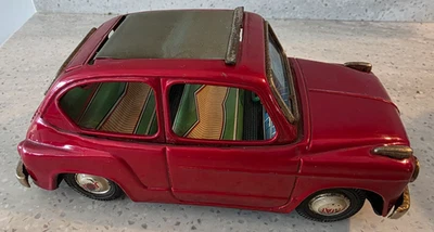 Coche de juguete BANDAI Japón FIAT 600 convertible litografía fricción Foto 1 de 4