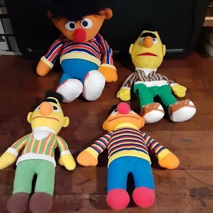 Playskool  Vintage 1986 Sesame Street Bert And Ernie Lot - Picture 1 of 8