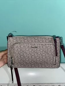 Gray calvin klein purse with purple straps - Picture 1 of 7