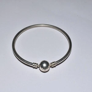 Pandora Moments Bangle Size 6.7 590713 - Picture 1 of 2