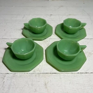 Vintage Akro Agate Child's 4 Sets Tea Cups & Saucers Jadite Green Slag Octagon - Picture 1 of 11