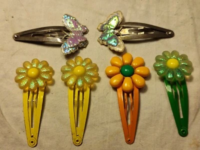 Vintage Flower Daisy Butterfly Hair Clips - Image 1 of 4