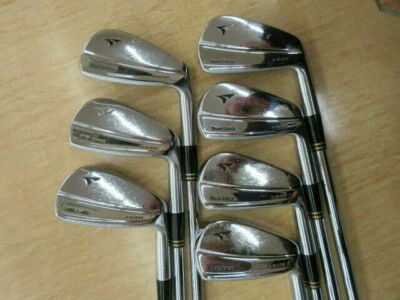 Bridgestone TourStage X-BLADE 2005 7PC DG X100-FLEX IRONS SET Golf - Image 1 of 4