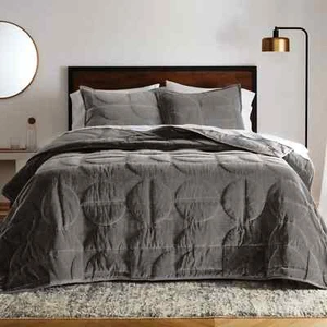 Studio 3B Circle Velvet Quilt Set/Blanket Charcoal Grey Queen 88" x 92" $180 - Picture 1 of 7