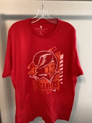 XL Mens Junk Food retro Tampa Bay Buccaneers Bucs football t-shirt - Image 1 of 2