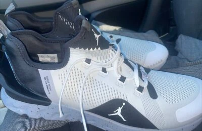 Usado Nike Masculino TAMANHO 18 Air Jordan React Havoc Preto Branco AR8815-102 - Imagem 1 de 4