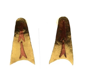 Vtg Hammered Arrowhead Earrings Post Pierced Brass & Copper Tone Fashion Jewelry - Picture 1 of 11