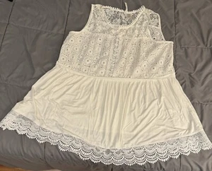 Forgotten Grace weiß ärmellos Baby Puppe Bluse Top Häkeldetail Damen 2X - Bild 1 von 9