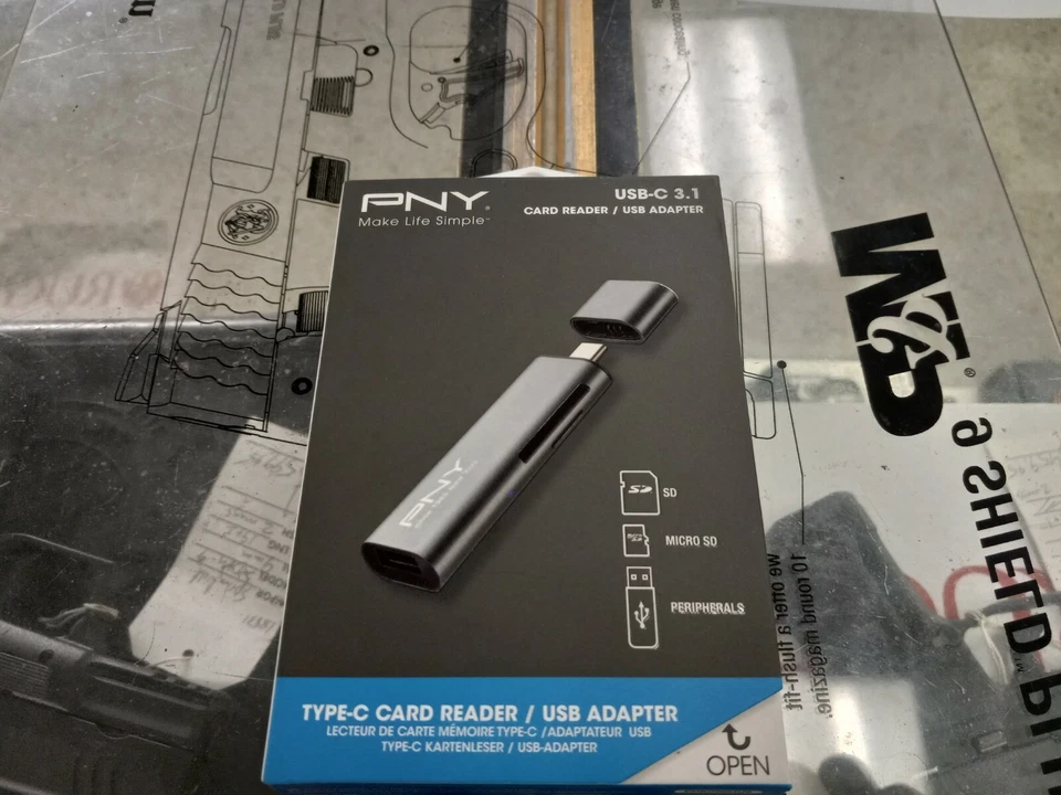 PNY USB-C 3.1 Type-C Card Reader USB Adapter - P-CRMUS3A-BX - 751492617152 - Image 1 of 2