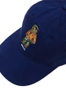 Polo Ralph Lauren regulowana czapka z daszkiem polo Bear - granatowa z kwiatowymi szortami