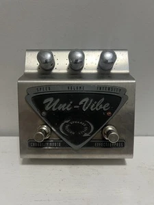 Pedal de guitarra Dunlop UV-1 Uni-Vibe Chorus/Vibrato - Imagen 1 de 4