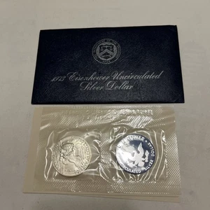 Dólar de plata Eisenhower 1973-S 40 % sin circular, sobre azul como nuevo en Estados Unidos - Imagen 1 de 9