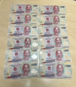 2,400,000 (12 x 200k) VIETNAM DONG Polymer Banknote VND FX Exchange Travel Cash - Picture 1 of 2