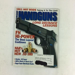 November 2002 Guns&Ammo Handguns Magazine The 9mm Legend Continues Kimber - Imagen 1 de 4