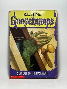 18th Print #2 Stay Out of the Basement Goosebumps Book Original Stine Old Cover - Picture 1 of 14