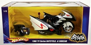 Hot Wheels Batman 1966 TV Series Batcycle & Sidecar Set - P6923 NRFB 2009 1:12 - Picture 1 of 6